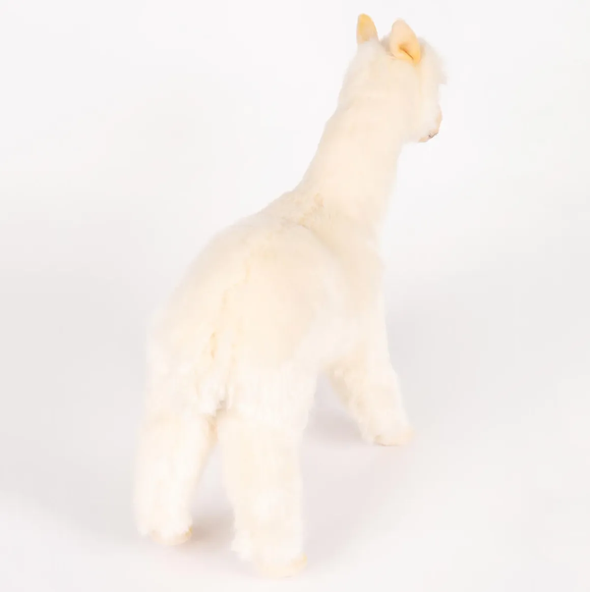 Alpaca (32cm) by Hansa