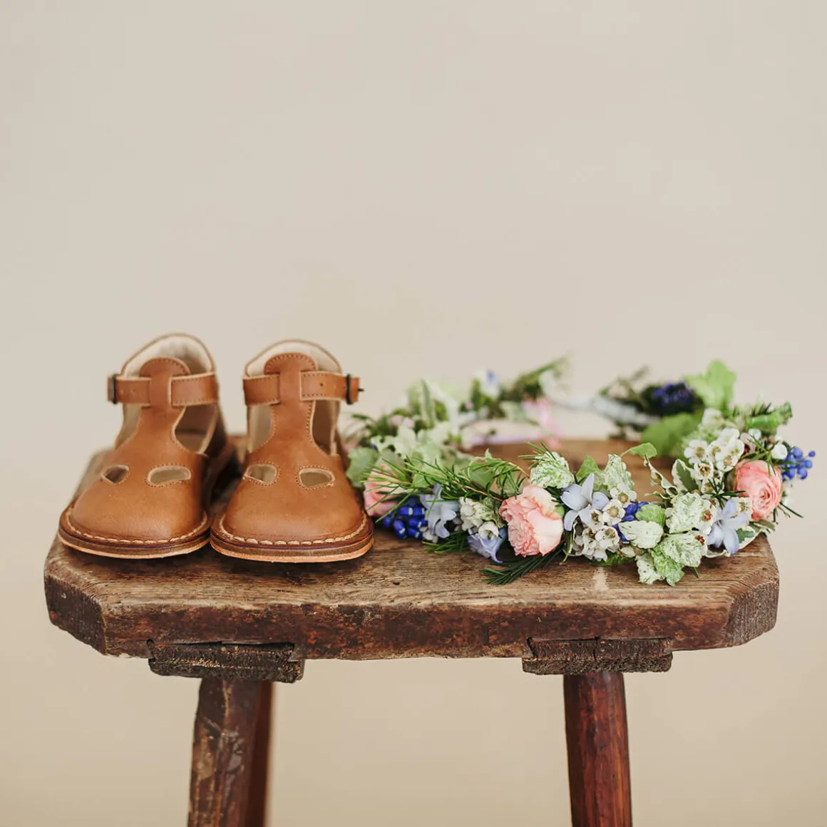 Andrea Cut Out Sandals in Kava Brown by PèPè