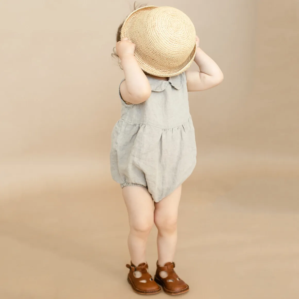 Andrea Cut Out Sandals in Kava Brown by PèPè