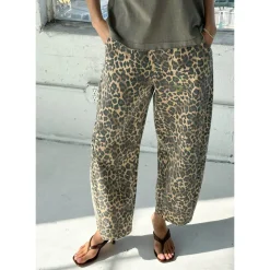 Arc Pants in Leopard by Le Bon Shoppe