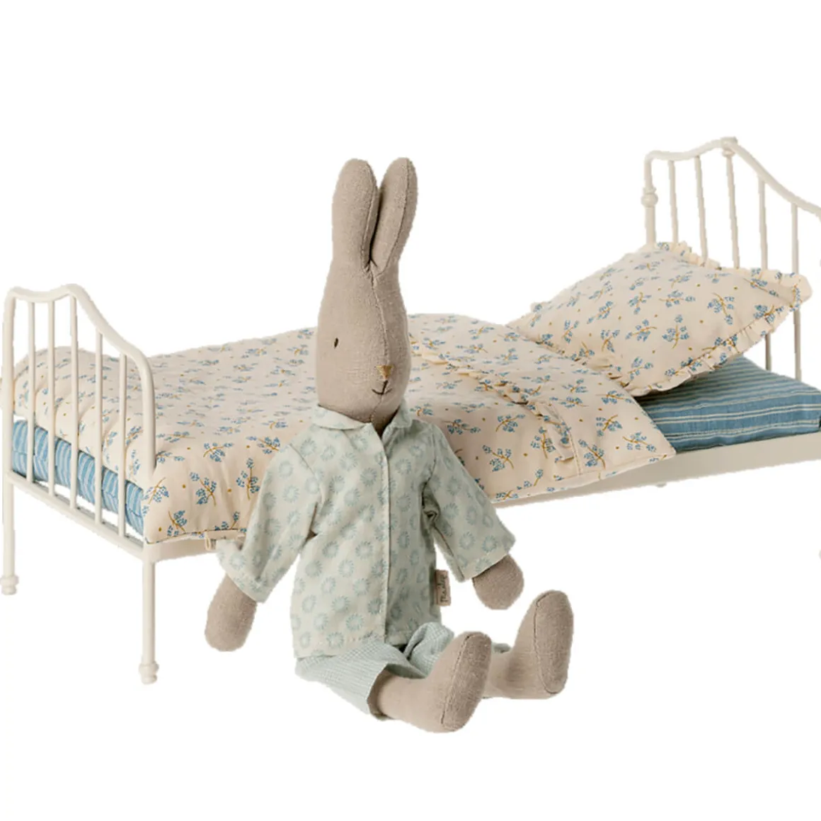 Bed (Mini) in Blue by Maileg