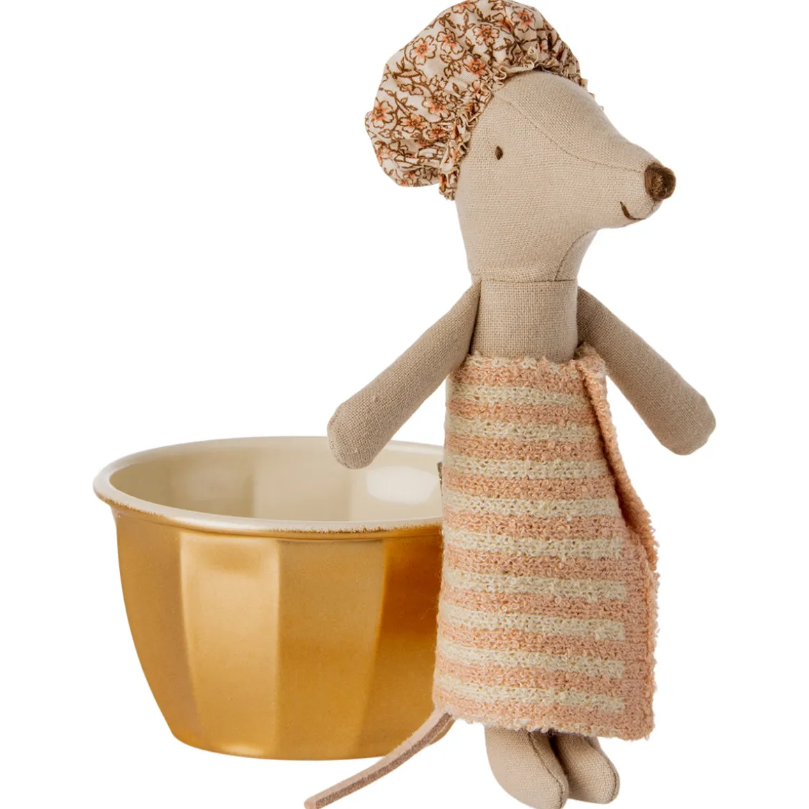 Big Sister Wellness Mouse by Maileg