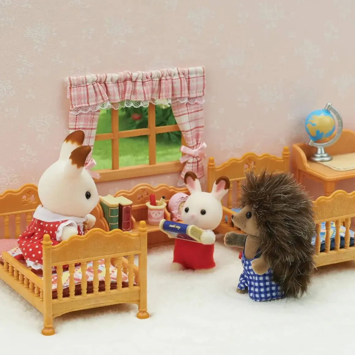 Children's Bedroom Set by Sylvanian Families