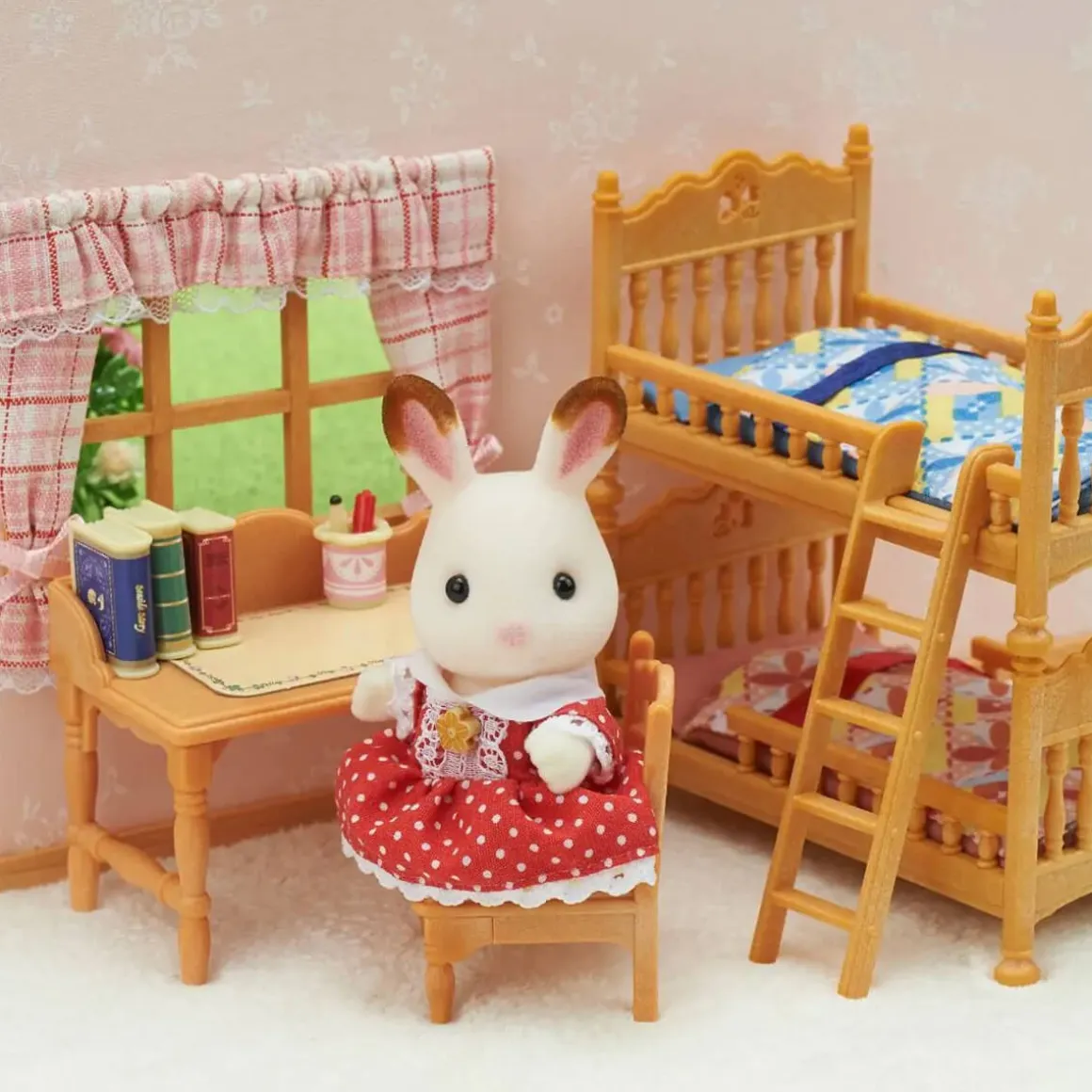 Children's Bedroom Set by Sylvanian Families
