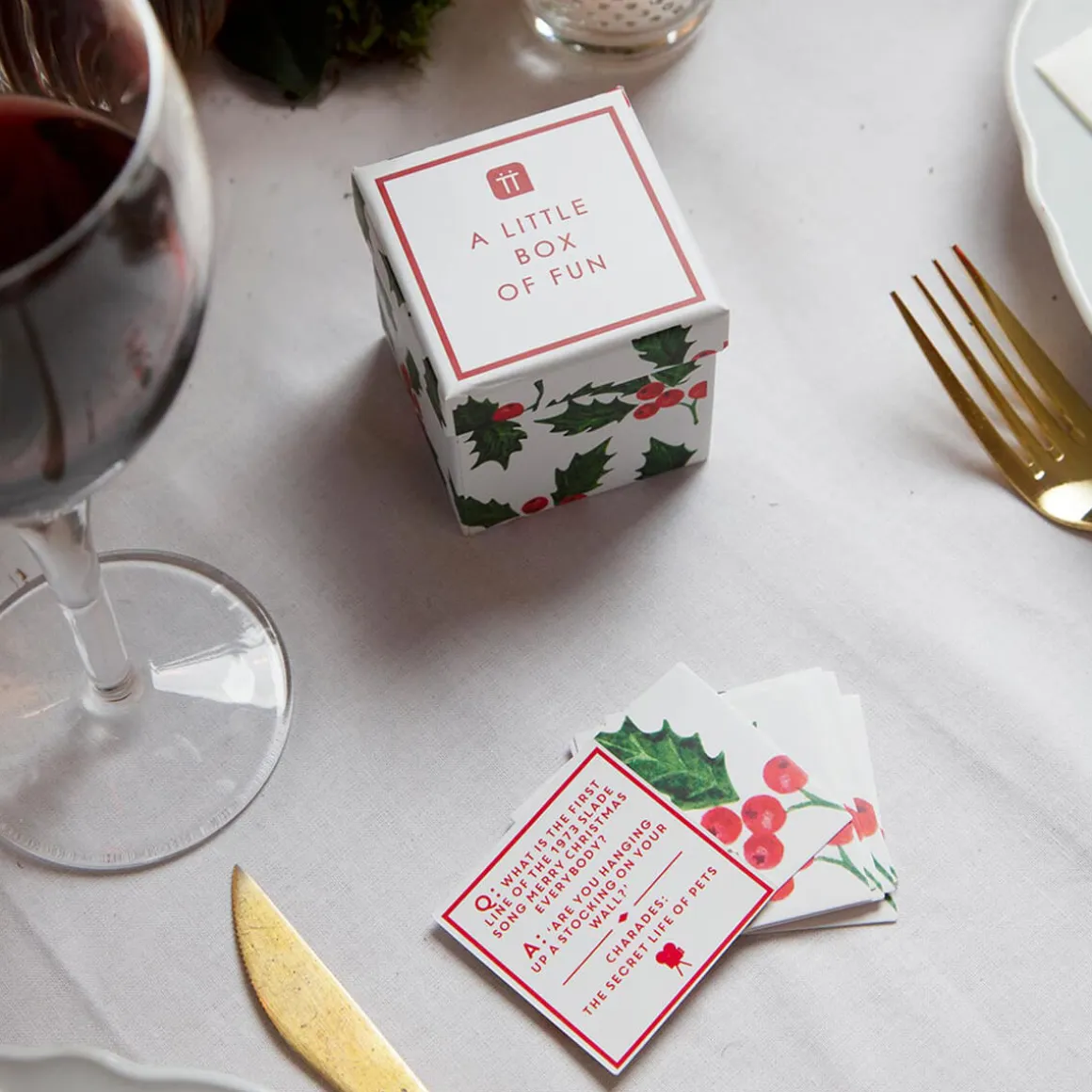 Christmas Trivia Game & Charades by Talking Tables