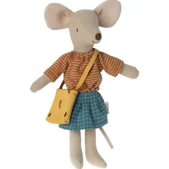 Clothing Set for Mum Mouse by Maileg