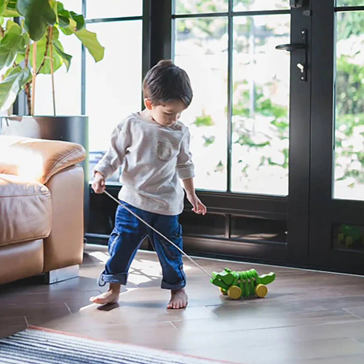 Dancing Alligator by PlanToys