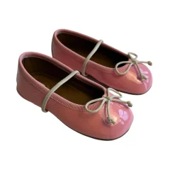 Darlyn Patent Leather Ballet Slippers in Bubblegum Pink by PèPè