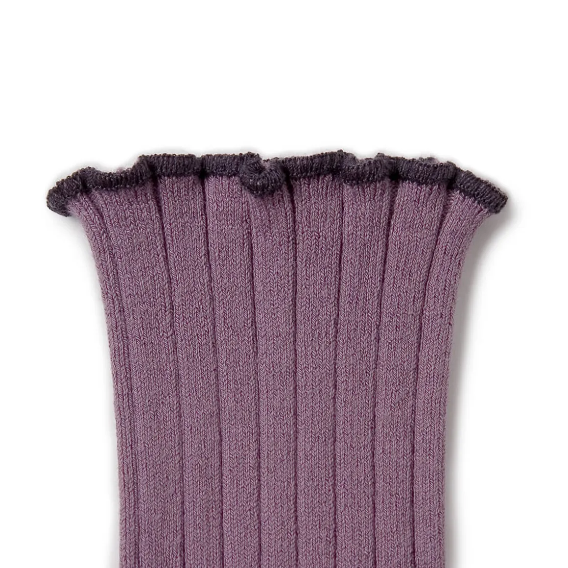 Delphine Lettuce Trim Ribbed Ankle Socks in Glycine Du Japon by Collegien