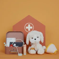 Dinkum Dogs Vet Set in Clay by Olli Ella