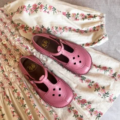Ezra Cut Out Sandals in Peony by PèPè