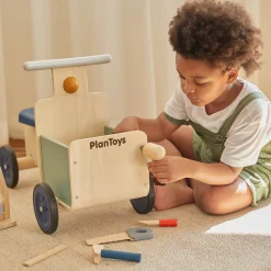 Handy Carpenter Set by PlanToys