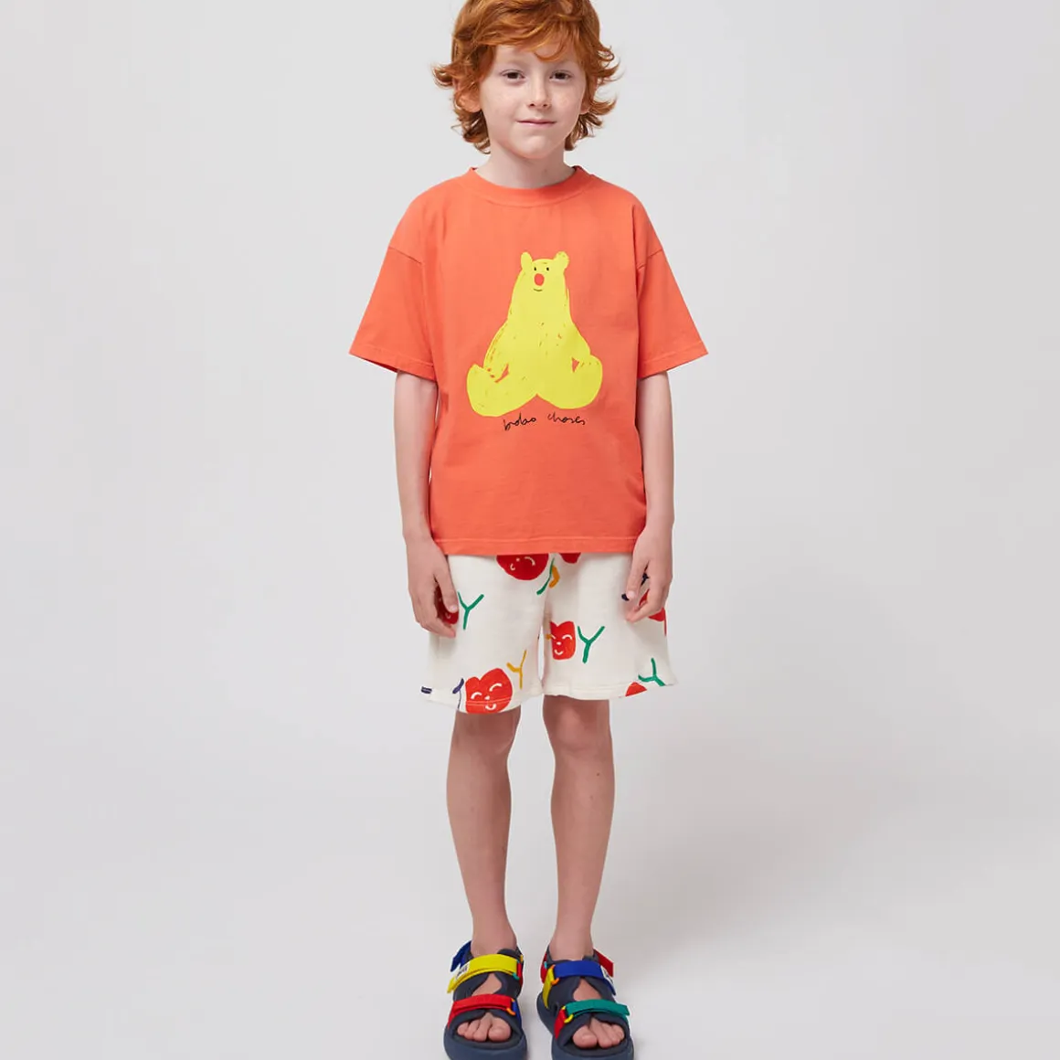 Hug Me Bear T-Shirt in Red by Bobo Choses