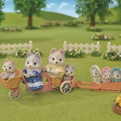Husky Family by Sylvanian Families
