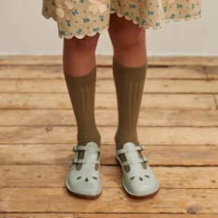 La Haute Ribbed Knee High Socks in Olive Du Luberon by Collegien
