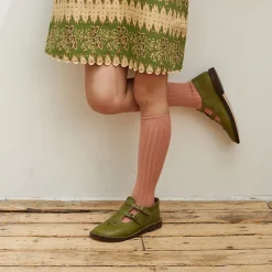 La Haute Ribbed Knee High Socks in Bois De Rose by Collegien