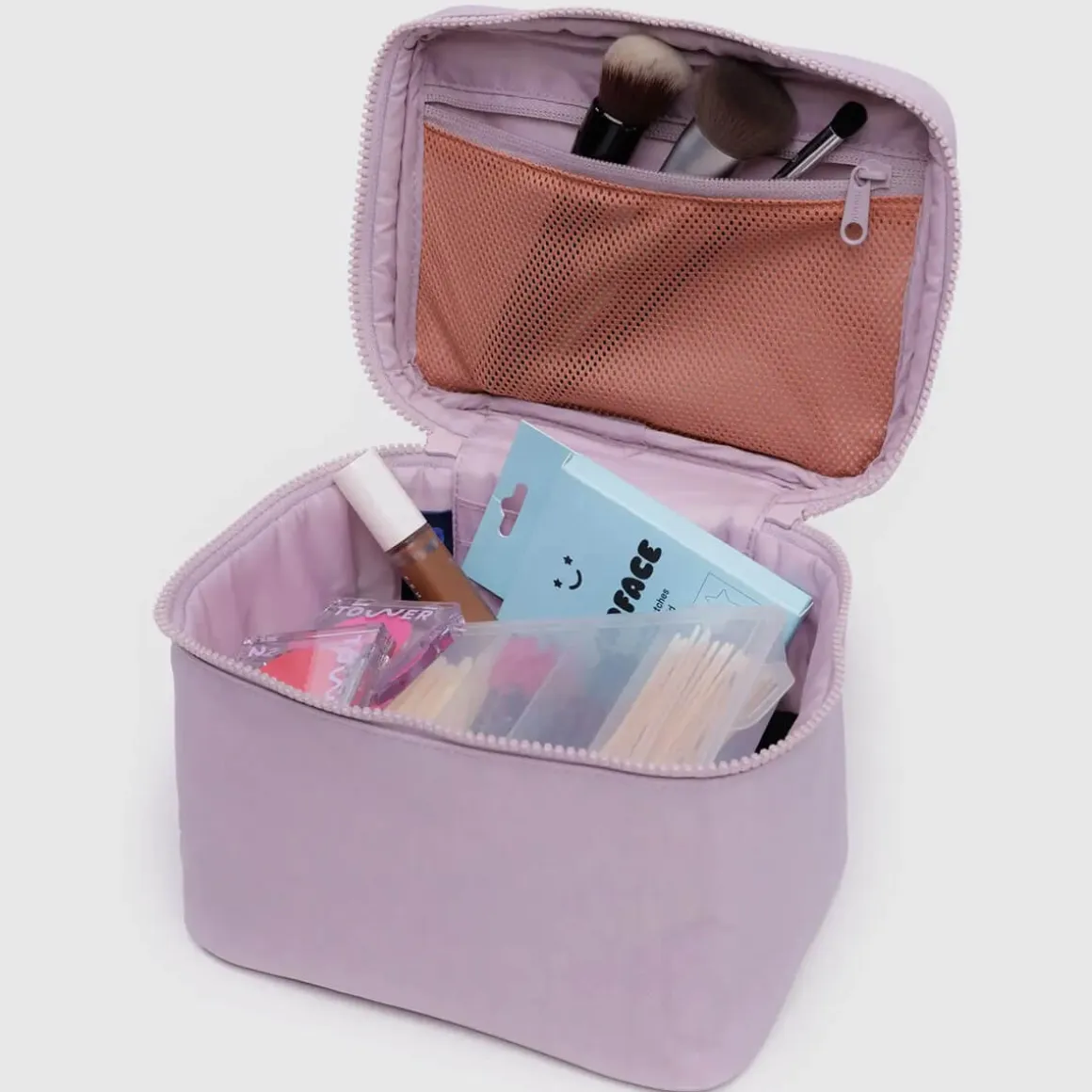 Large Cosmetic Case in Dusty Pink by Baggu