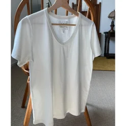 La Vie Tee in Vintage White by Le Bon Shoppe