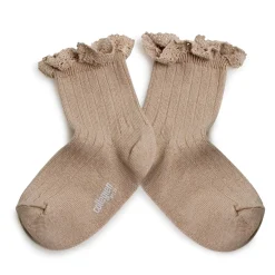Lili Lace Trim Ribbed Ankle Socks in Petite Taupe by Collegien