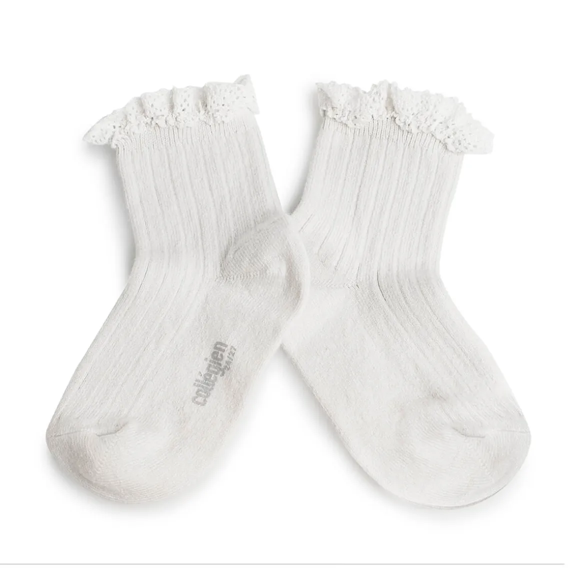 Lili Lace Trim Ribbed Ankle Socks in Blanc Neige by Collegien