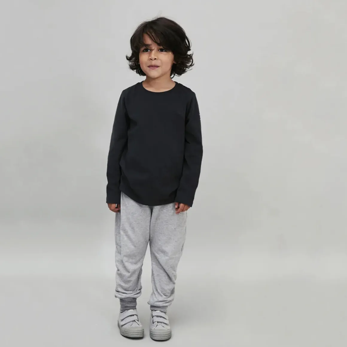 Long Sleeve Tee in Nearly Black by Gray Label