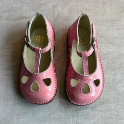 Lucy Cut Out Sandals in Bubblegum Pink Patent by PèPè