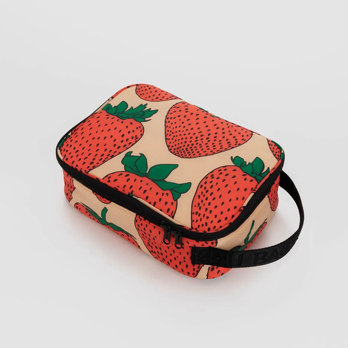 Lunch Box in Strawberry by Baggu