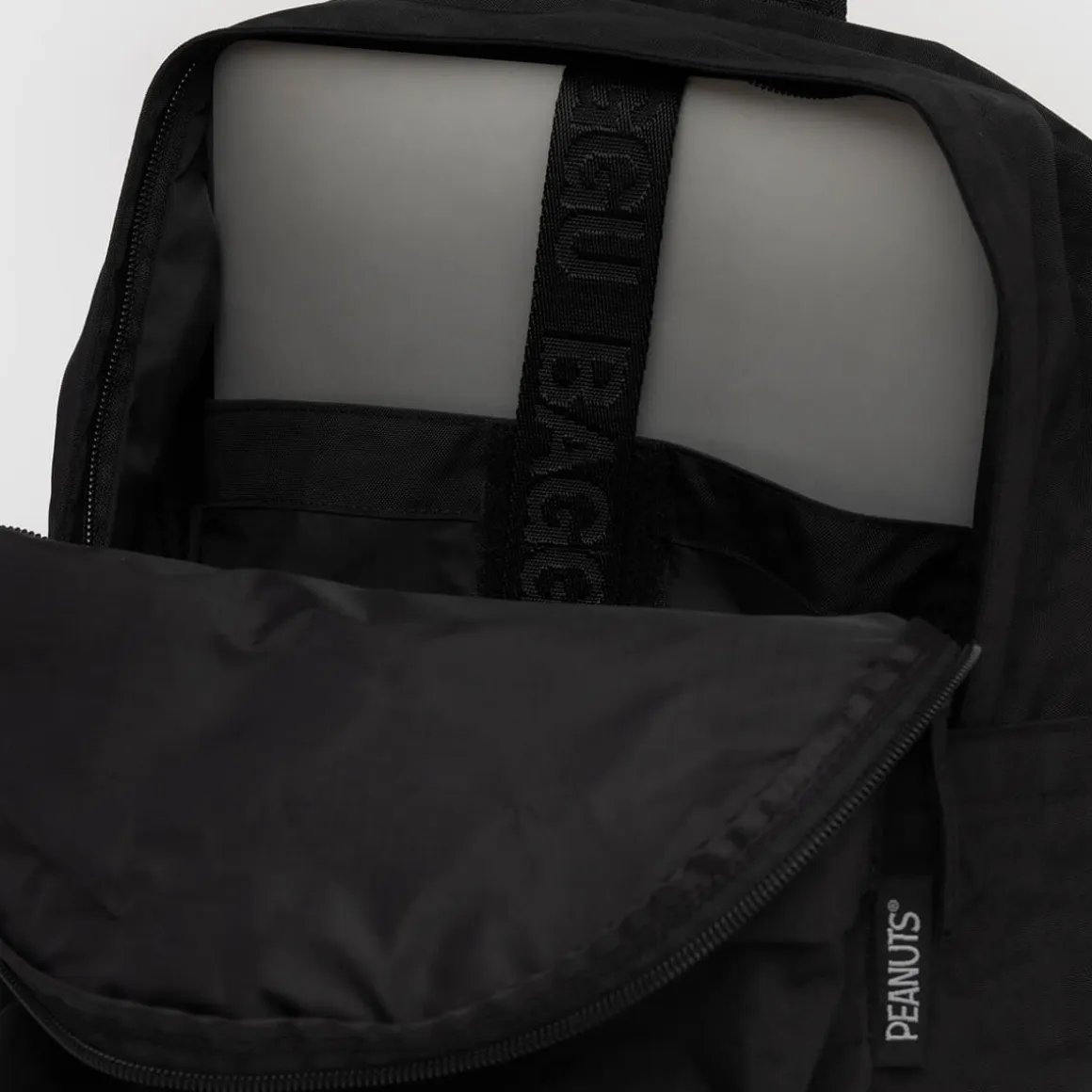 Medium Nylon Backpack in Snoopy by Baggu