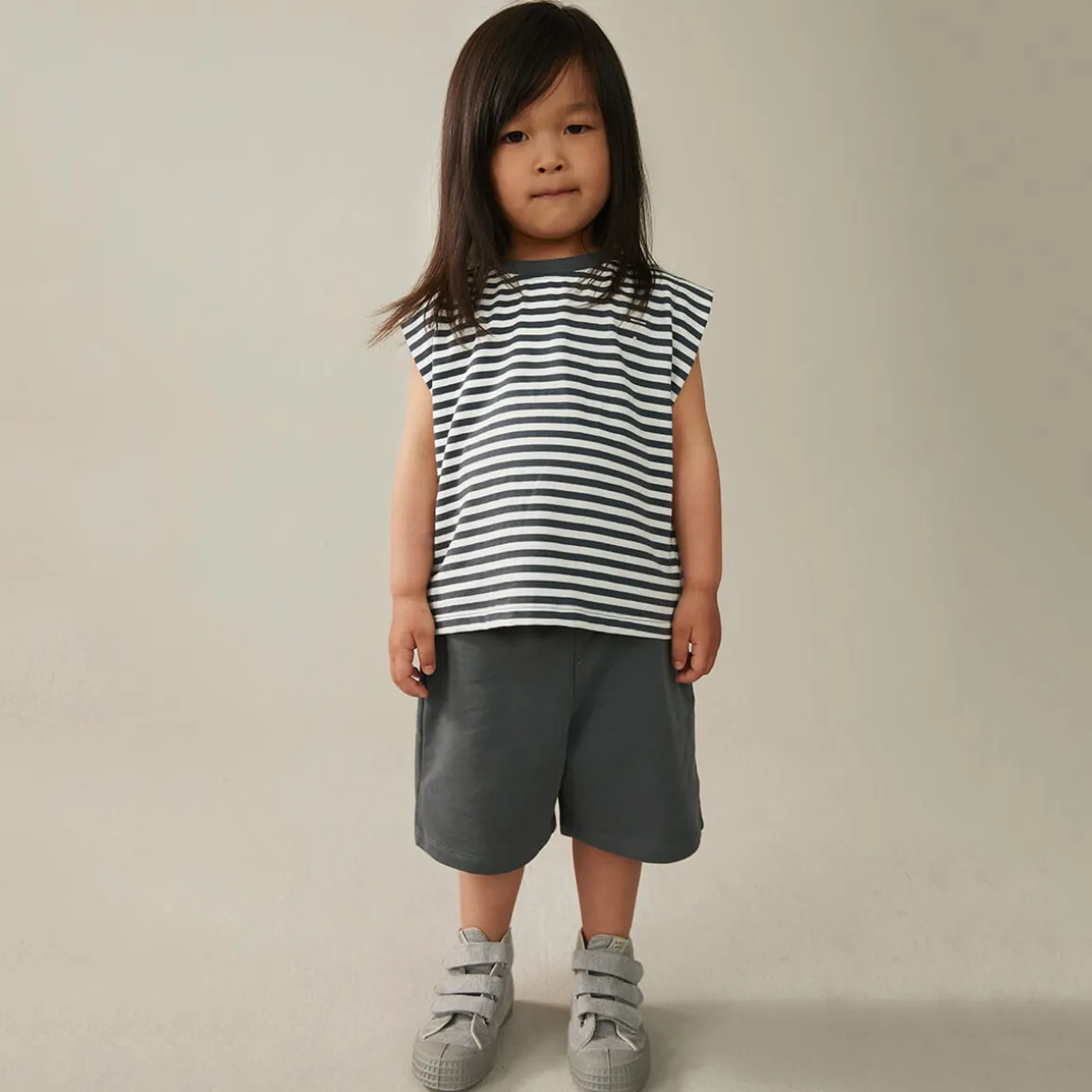 Muscle Tee in Blue Grey / Cream by Gray Label