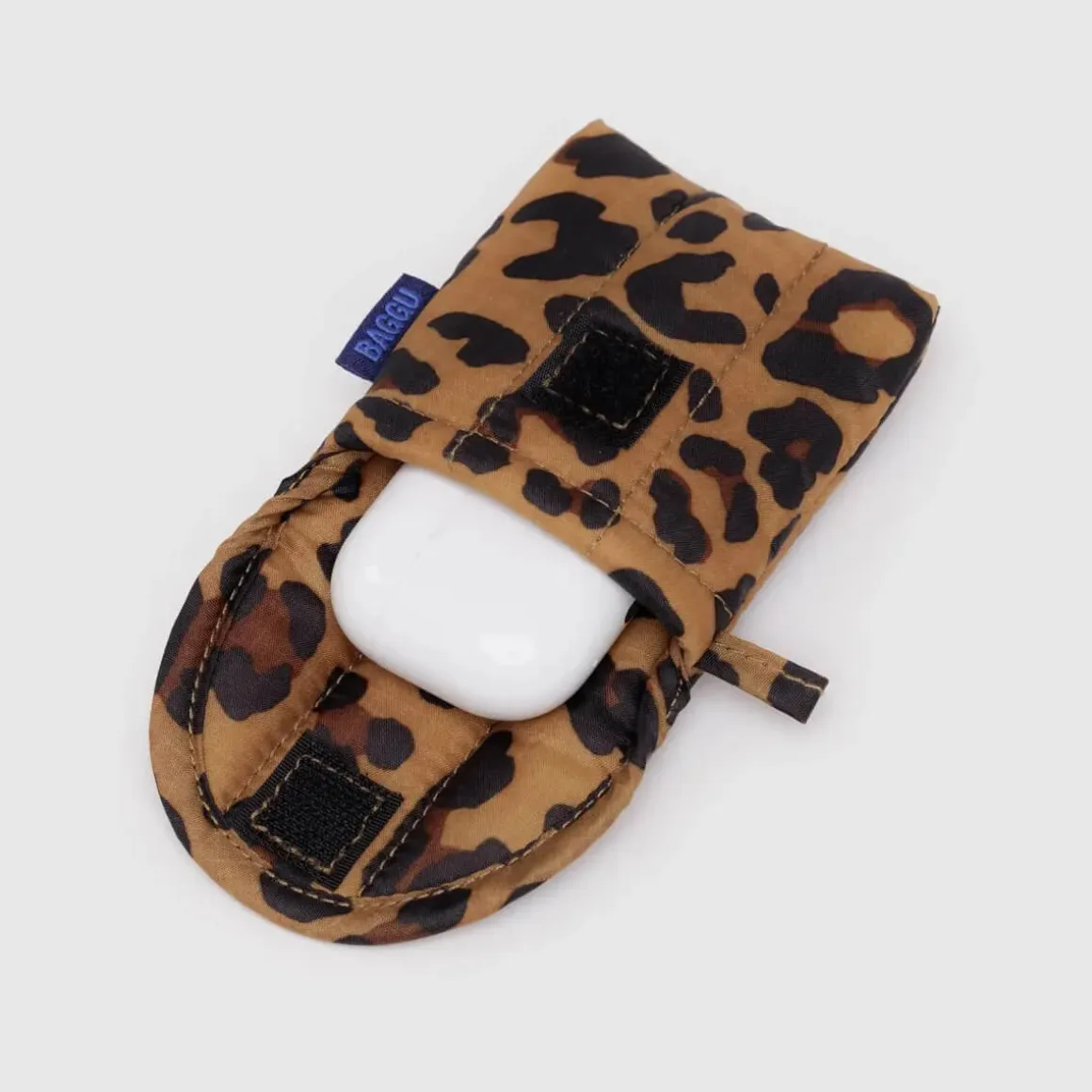 Puffy Earbuds Case in Leopard by Baggu