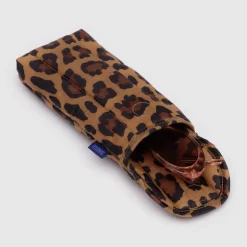 Puffy Glasses Sleeve in Leopard by Baggu