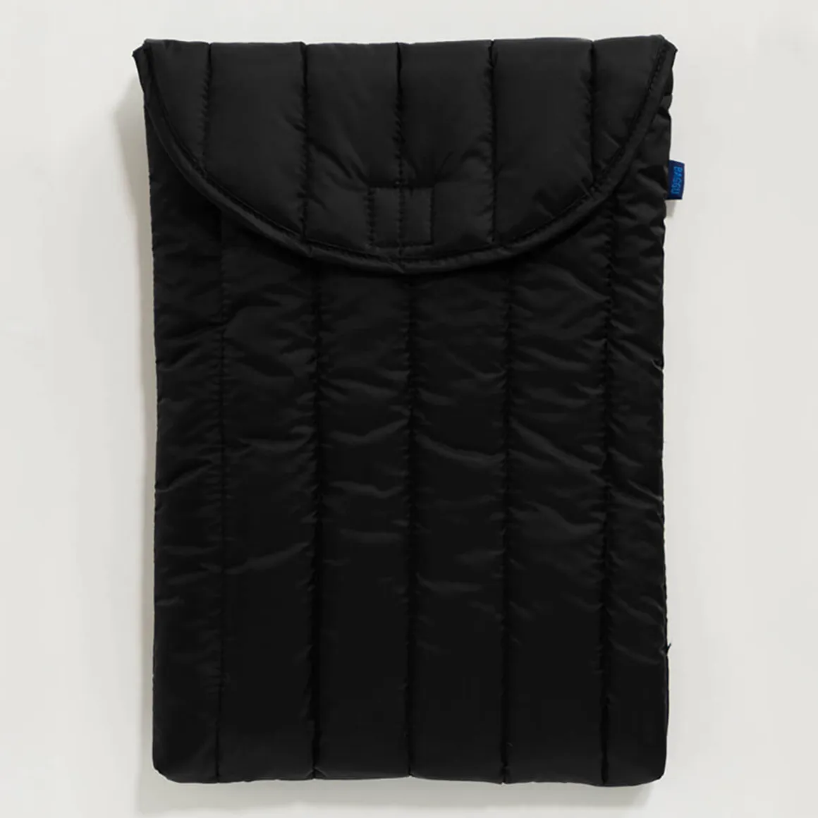 Puffy Laptop Sleeve 16" in Black by Baggu