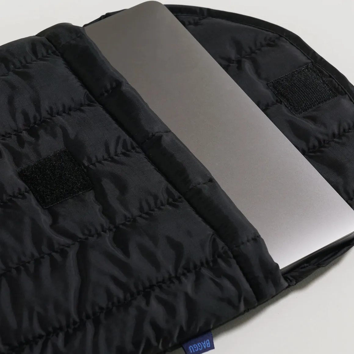 Puffy Laptop Sleeve 16" in Black by Baggu
