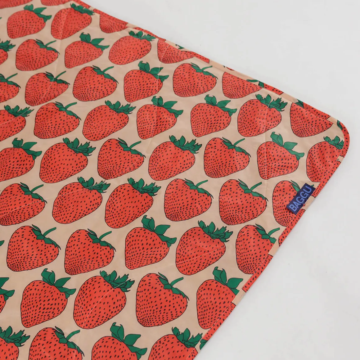 Puffy Picnic Blanket in Strawberry by Baggu