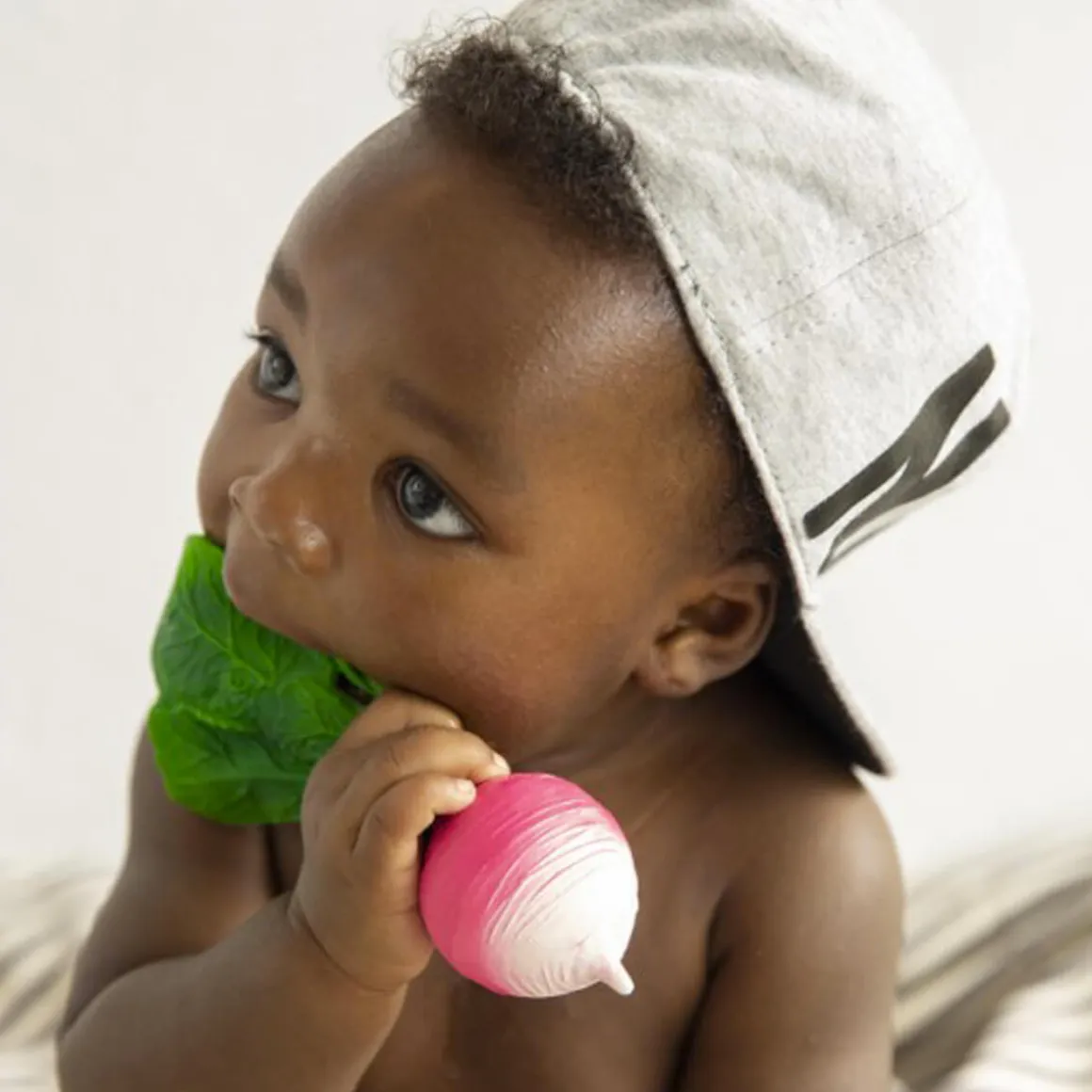 Ramona Radish Teether by Oli & Carol