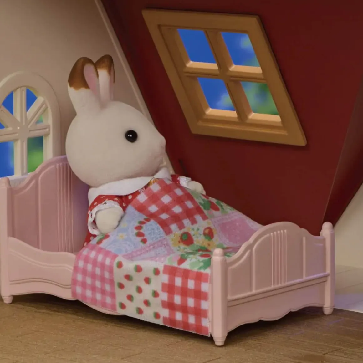 Red Roof Cosy Cottage by Sylvanian Families