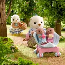 Sea Otter Family by Sylvanian Families