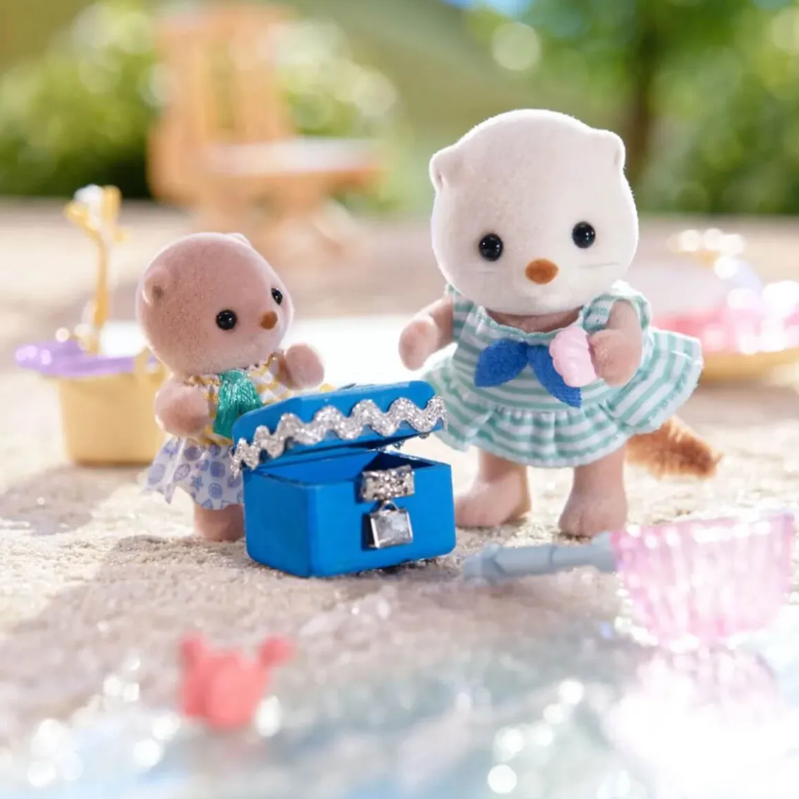 Sea Otter Sisters Splashy Snorkel Set by Sylvanian Families