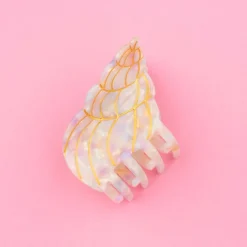 Shell Hair Claw by Coucou Suzette