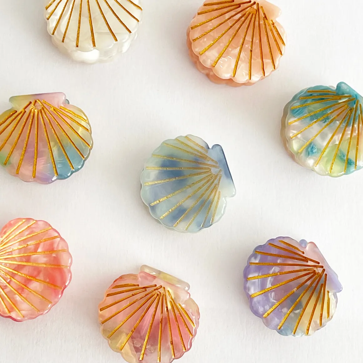 Shell Mini Hair Claw (2cm) in Various Colours by Hello Sakura