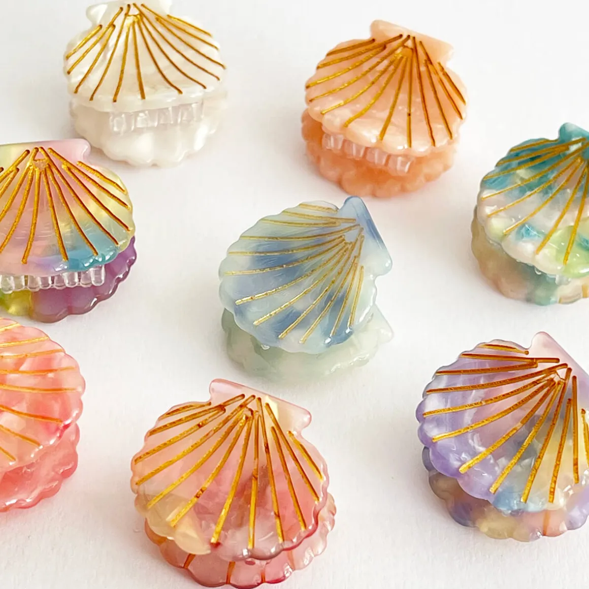 Shell Mini Hair Claw (2cm) in Various Colours by Hello Sakura
