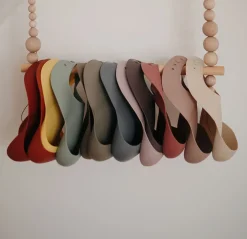 Silicone Baby Bib in Blush by Mushie