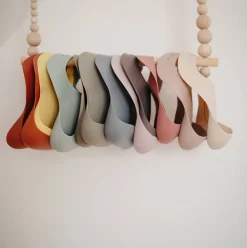 Silicone Baby Bib in Blush by Mushie