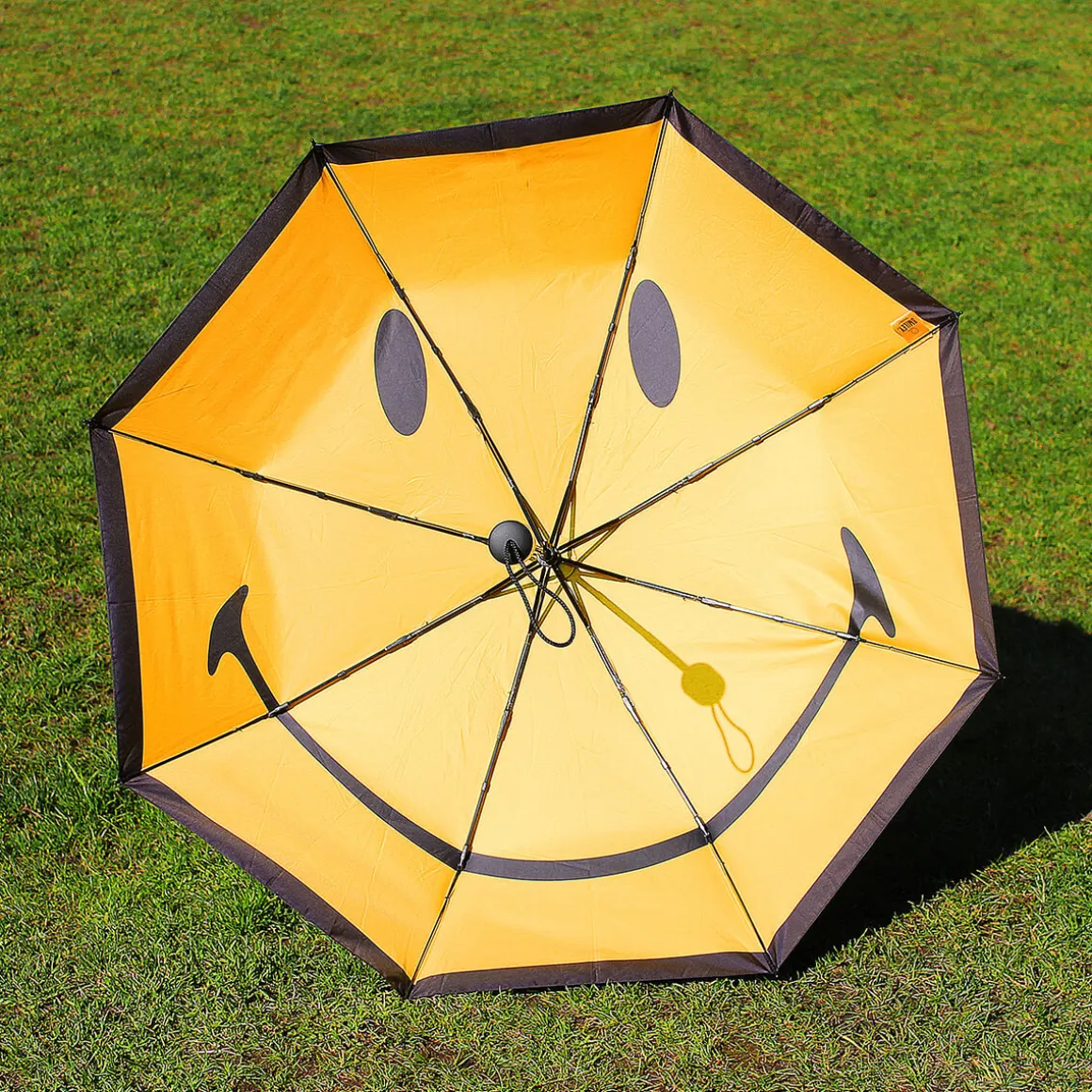 Smiley Umbrella by Suck UK