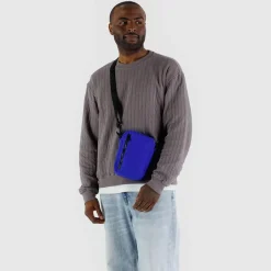 Sport Crossbody Bag in Lapis by Baggu