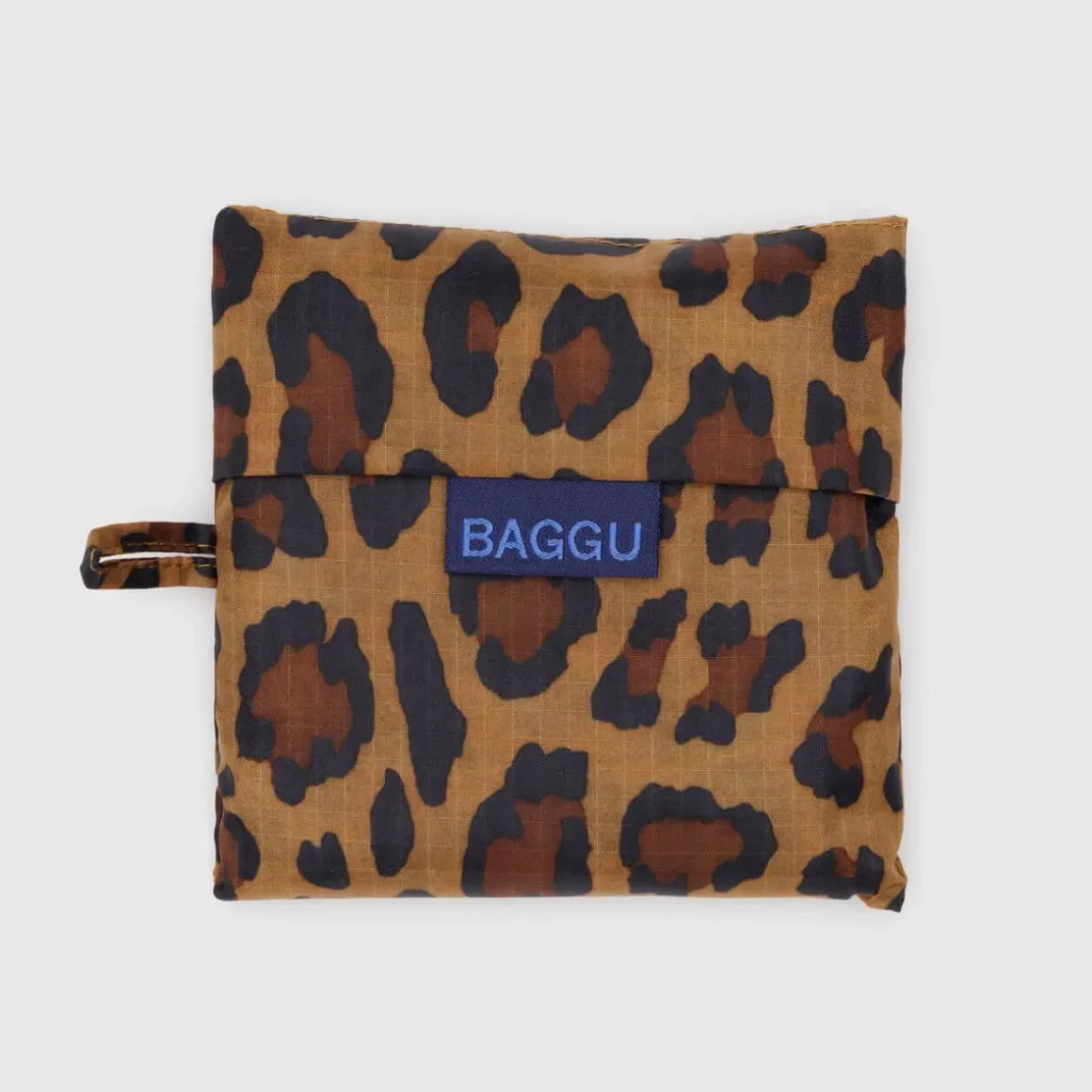 Standard Bag in Leopard by Baggu