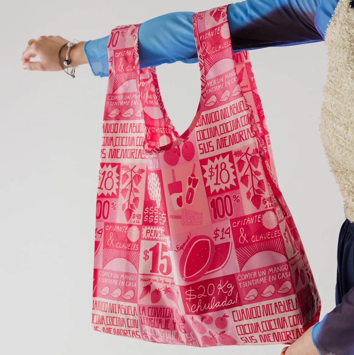 Standard Bag in Mercado by Baggu
