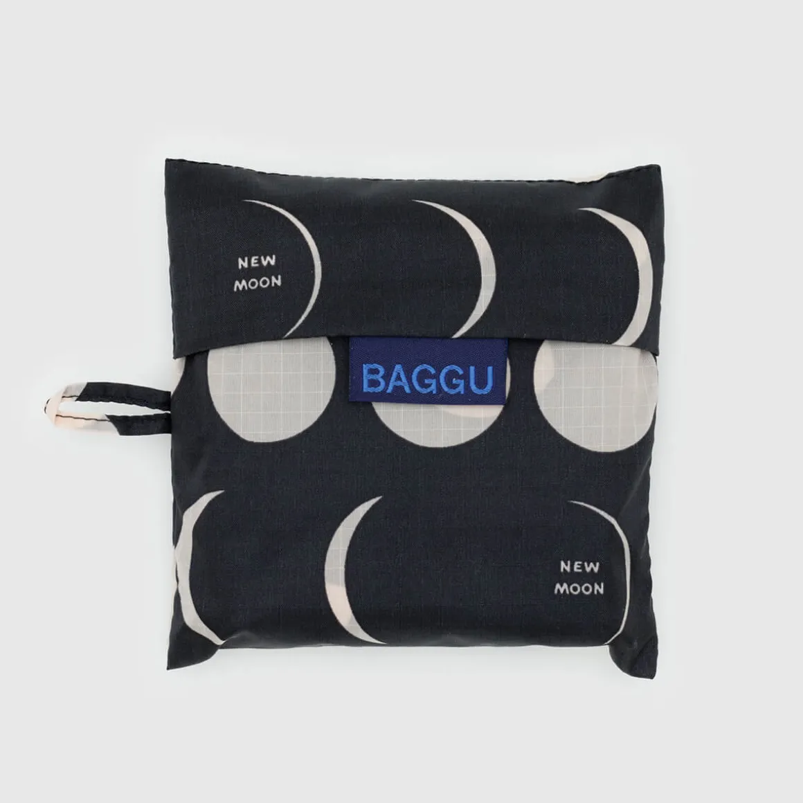 Standard Bag in Moon by Baggu