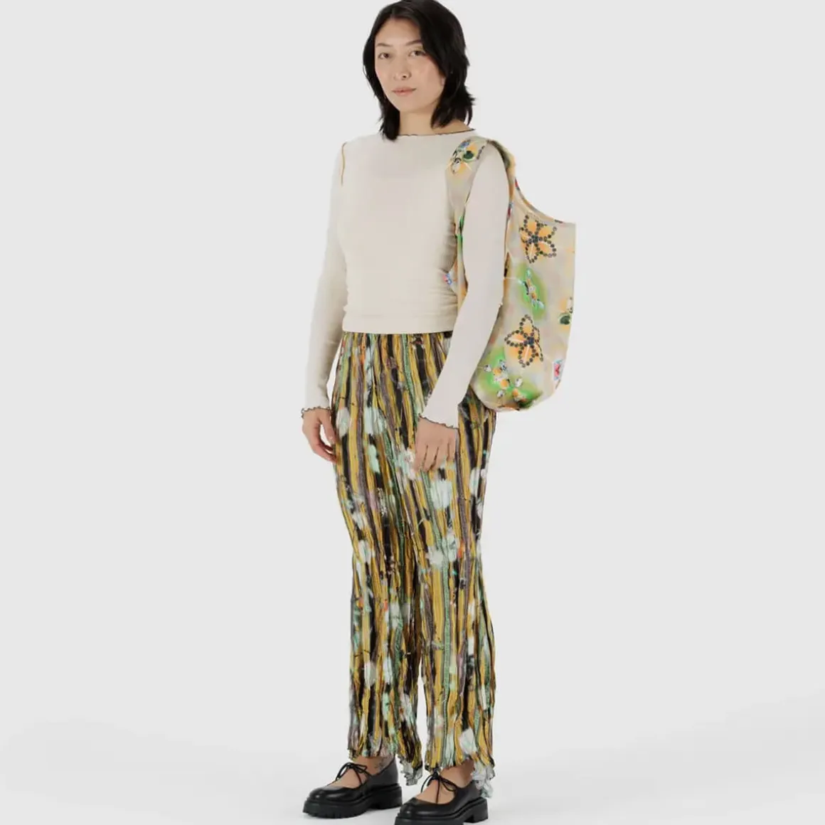 Standard Bag in Raisa by Baggu