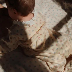 Sui Onesie in Pipa Petite by Konges Slojd